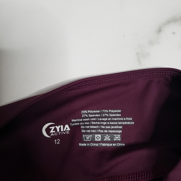 ZYIA Plum Logo Light N Tight Crop Legging High Rise Size 12 Purple - Picture 4 of 4